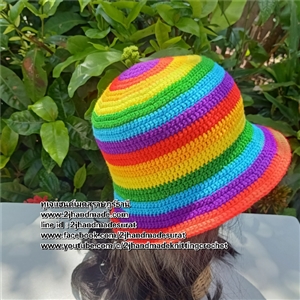 [h076] หมวกไหมพรมถักโครเชต์แบบมีปีก สีรุ้ง1 (สั่งทำ)